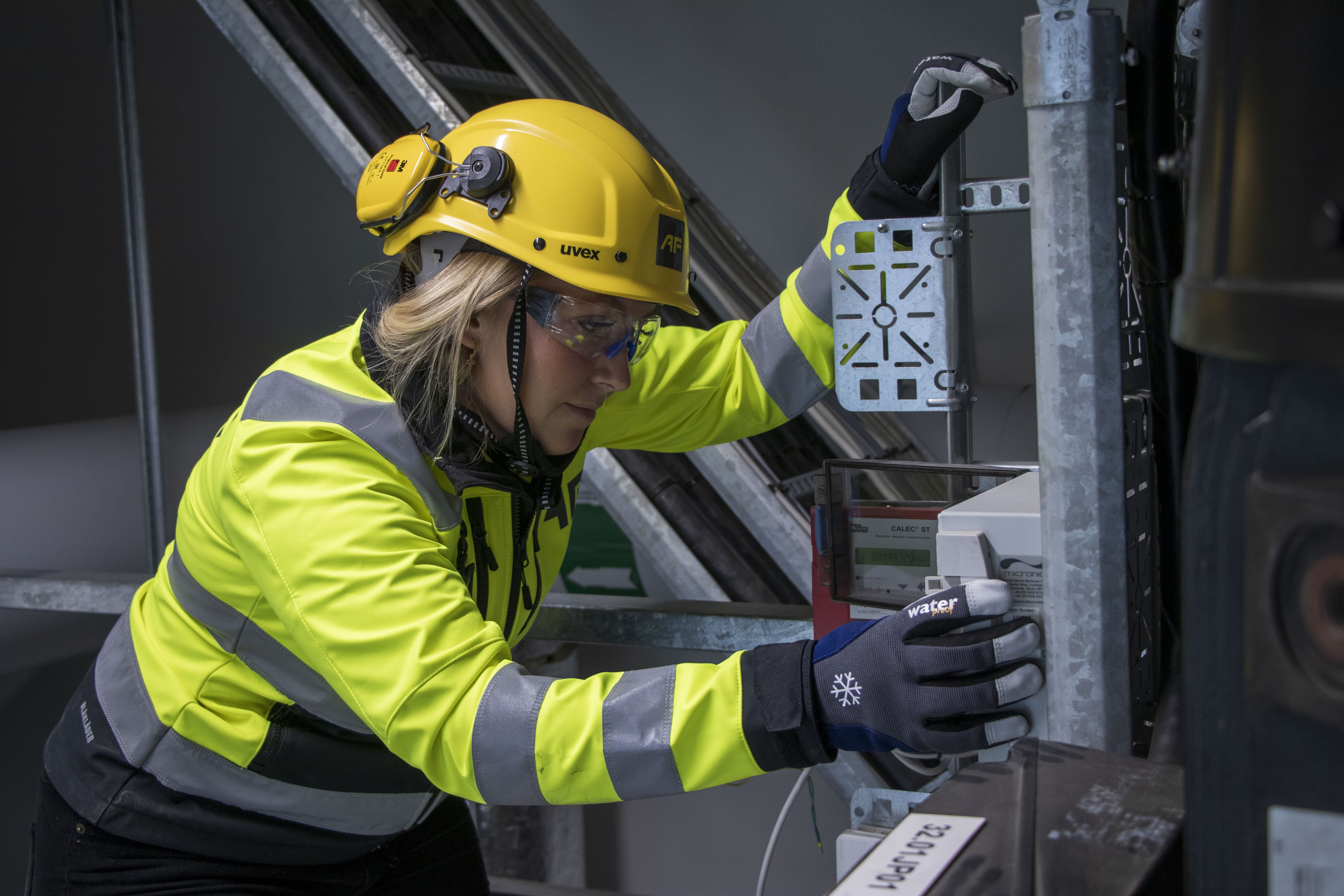 Johanna_Olsen_i_AF_Energi_AF_14081_Foto_Vebjorn_Lovas.JPG