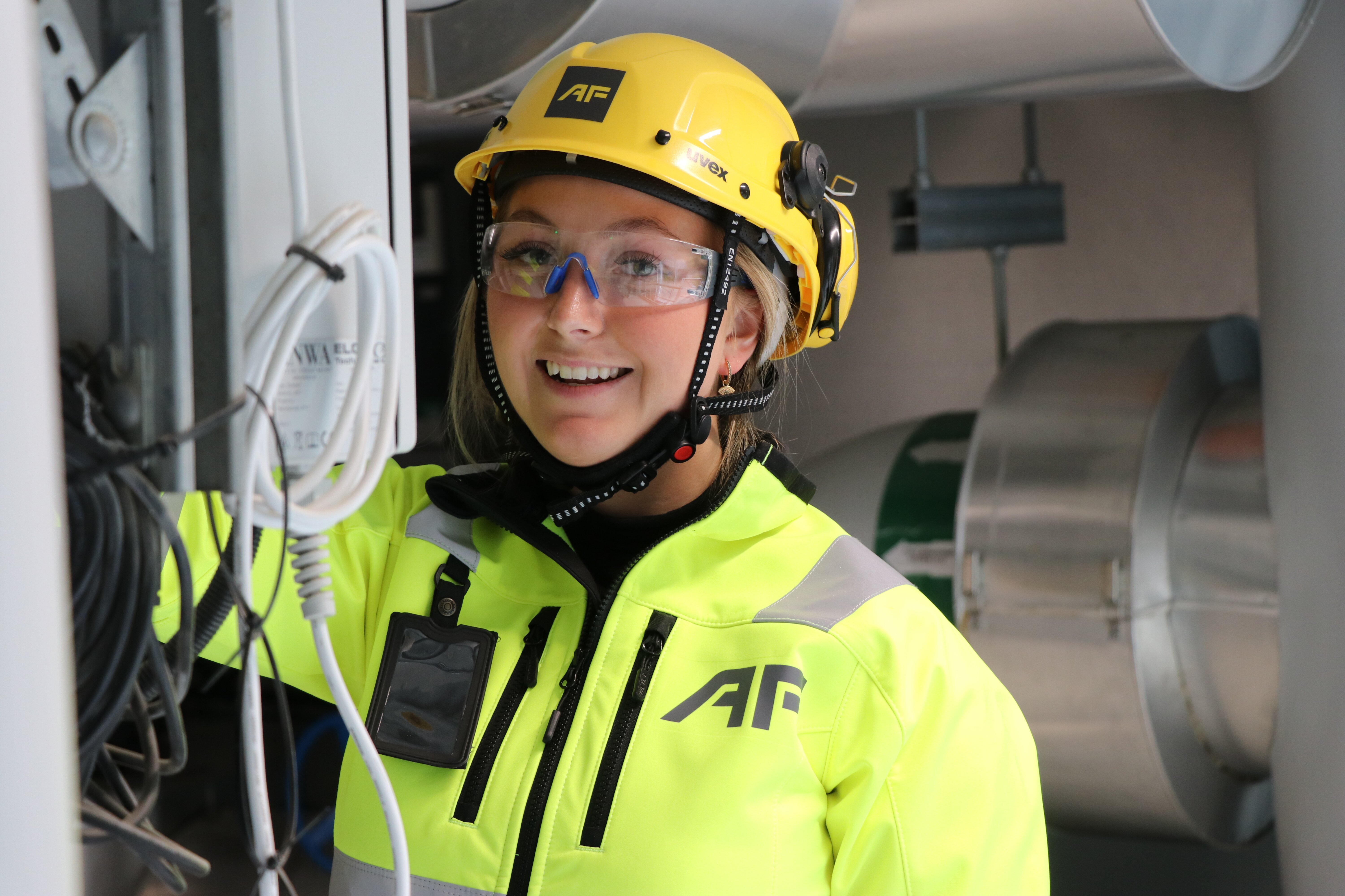 Johanna_Olsen_i_AF_Energi_AF_14083_Foto_Vebjorn_Lovas.JPG
