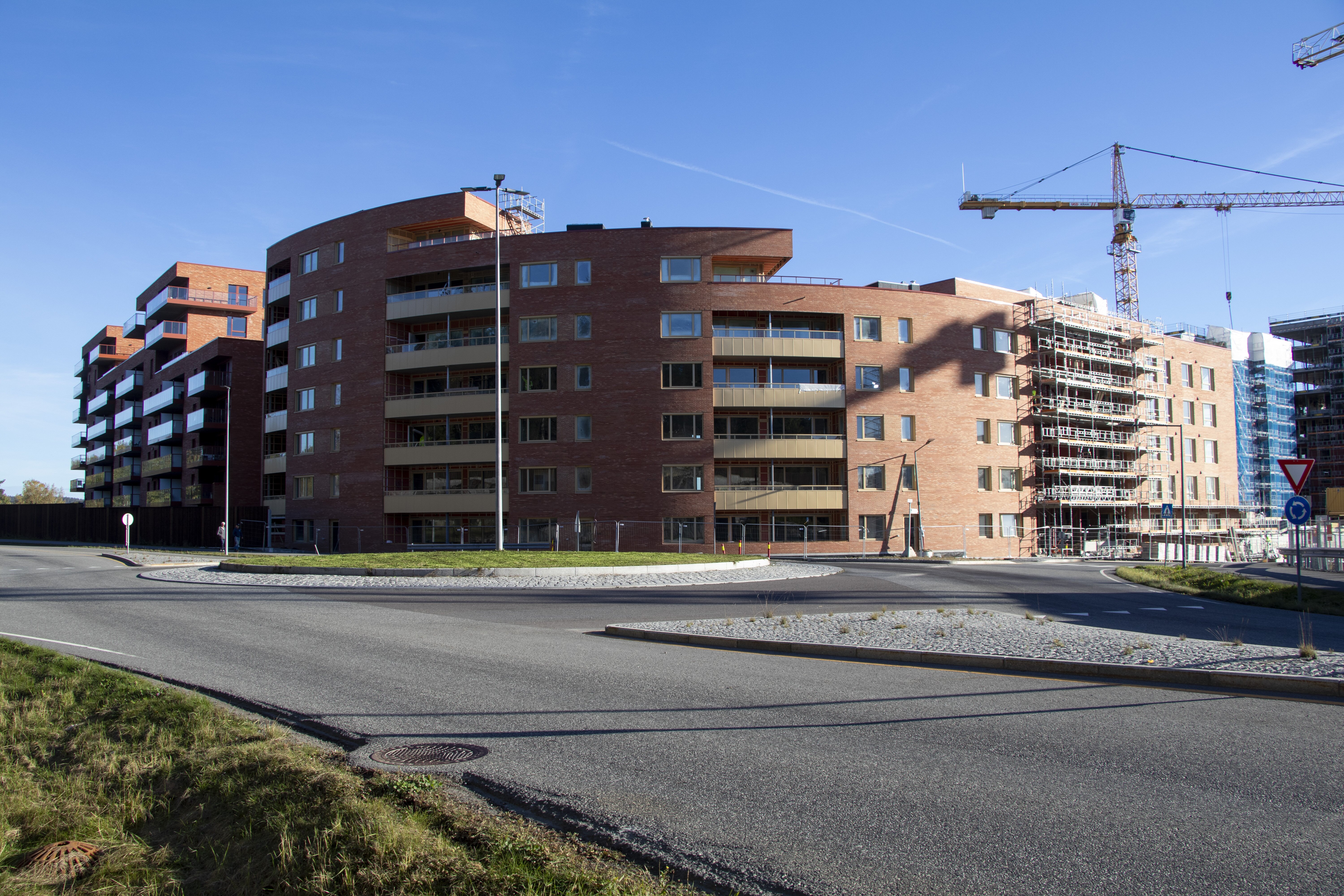 De 289 leilighetene ligger sentralt i Lørenskog